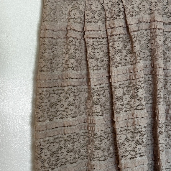 Cynthia Rowley Lace Ruffle Sleeveless Fit & Flare Dress – Blush Beige, Size 8 - Picture 3 of 8